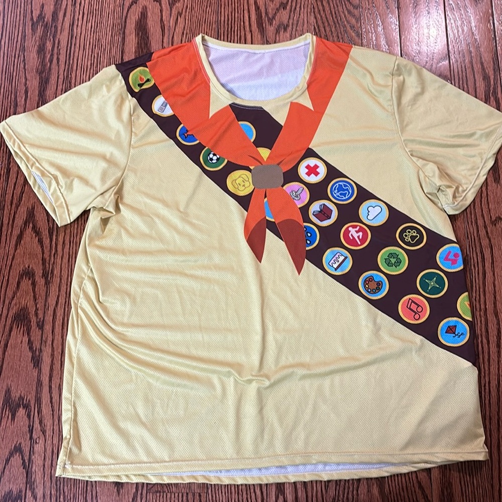 Wilderness explorer Russell athletic top